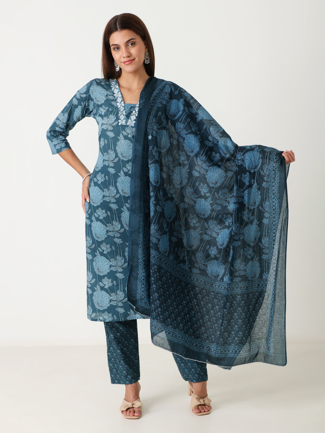 Premium cotton kurti with dupatta under 1500 – festive ethnic wear