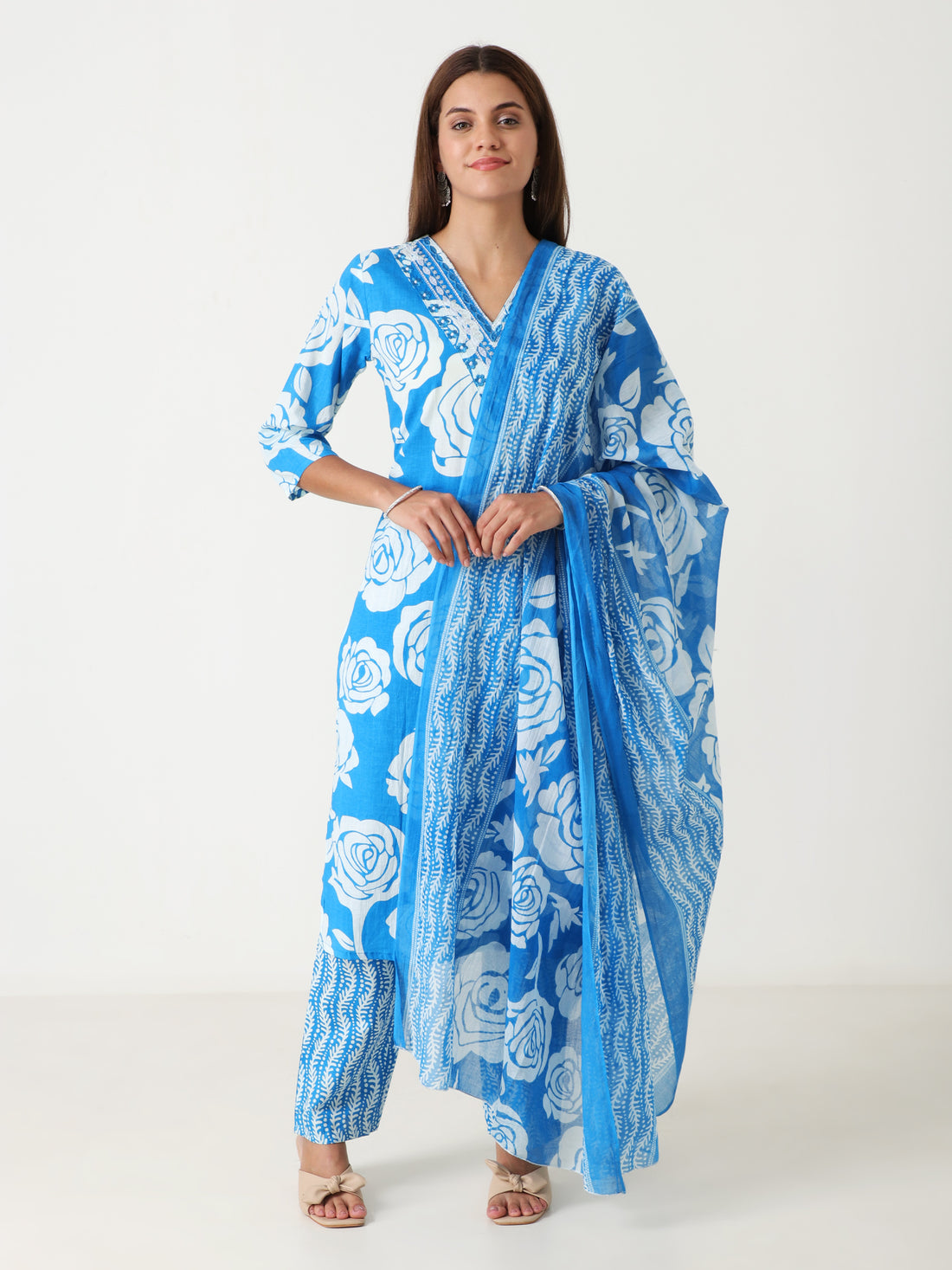 Designer cotton kurti with dupatta under 999 – party & outing wear