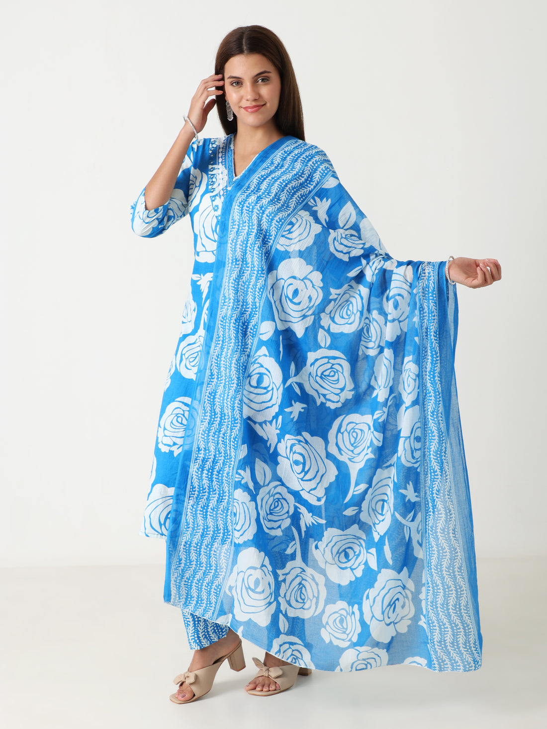 Designer cotton kurti with dupatta under 999 – party & outing wear