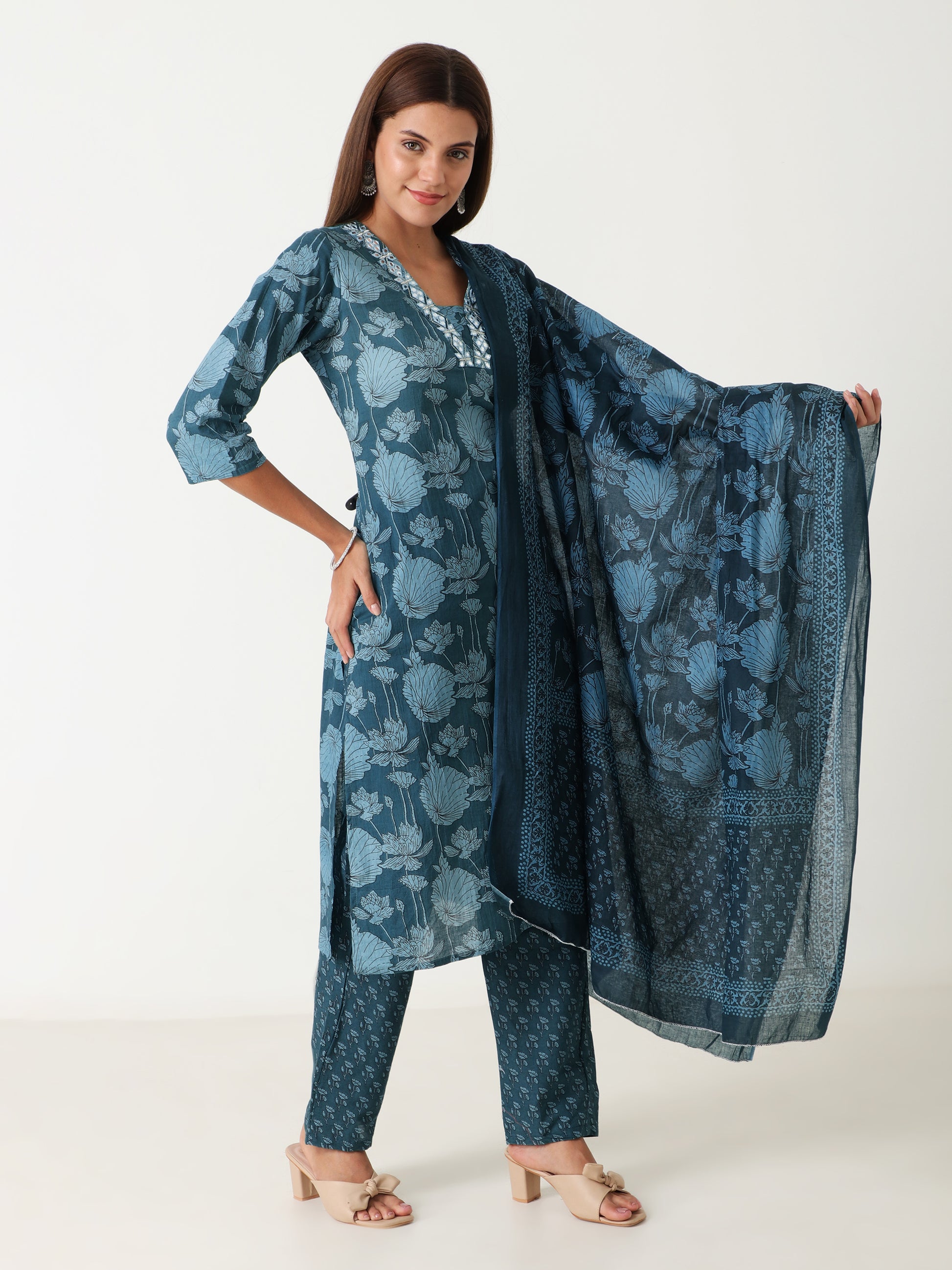 Stylish cotton kurti with dupatta  – fashion wear