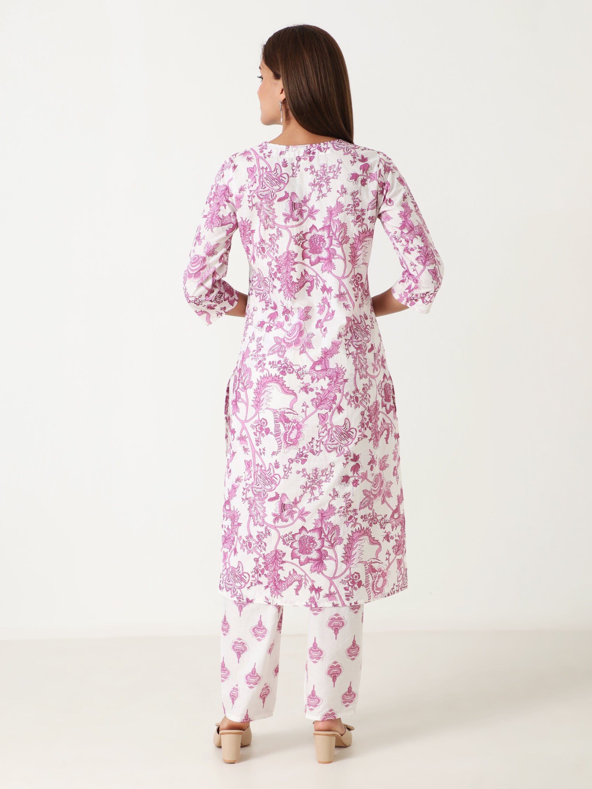 Trendy cotton kurti with dupatta under 900 – office and outing wear